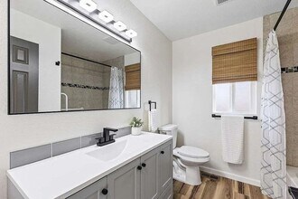 252-254 Aristocrat Dr in Billings, MT - Building Photo - Building Photo