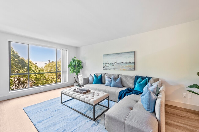 821 3rd St in Santa Monica, CA - Building Photo - Building Photo