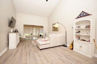 120 Gleneagles Dr in Niceville, FL - Building Photo - Building Photo