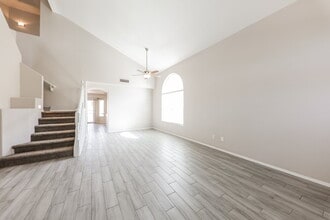 13042 W Monterey Way in Avondale, AZ - Building Photo - Building Photo