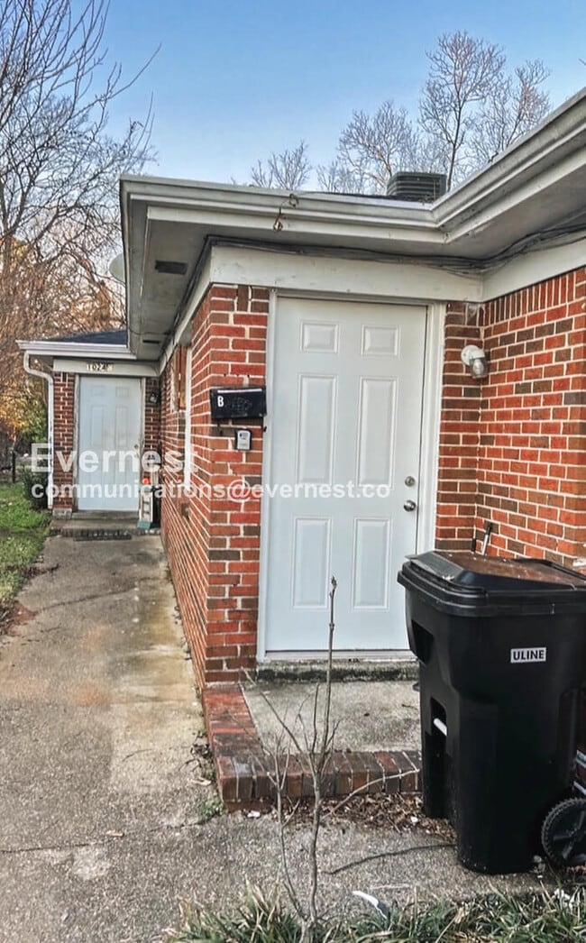 property at 1024 4th Ave W