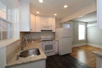 2220 W Main St in Richmond, VA - Building Photo - Building Photo