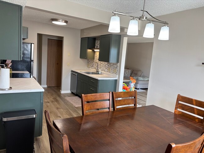 property at 2360 Wapakoneta Ave