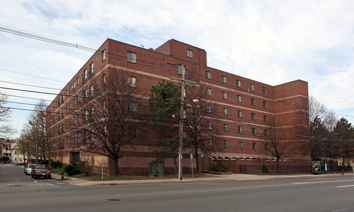 Mystic Towers in Somerville, MA - Building Photo