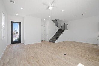 267 Lourdes Ct in Dripping Springs, TX - Building Photo - Building Photo