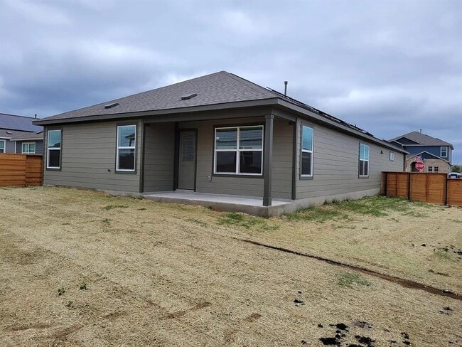 408 Barcelona in Kyle, TX - Building Photo - Building Photo