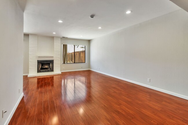 1341 Casa Ct in Santa Clara, CA - Building Photo - Building Photo