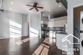 1133 W Madison St in Chicago, IL - Building Photo - Building Photo