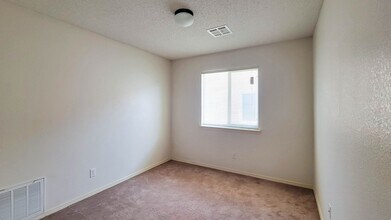 4720 Kiko A Fierro Dr in El Paso, TX - Building Photo - Building Photo