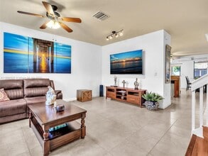 8926 W 35th Ct in Hialeah, FL - Building Photo - Building Photo