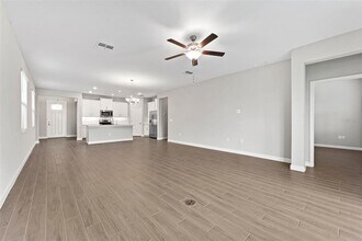 31603 Magna Gulf Loop in San Antonio, FL - Building Photo - Building Photo
