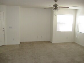 10614 Corte Sierra St in Las Vegas, NV - Building Photo - Building Photo
