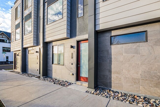 property at 5075 W 38th Ave