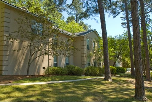 Greystone at Country Club in Columbus, GA - Foto de edificio - Building Photo
