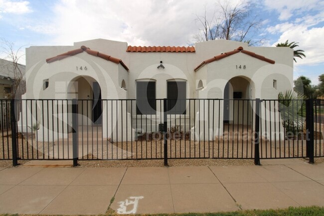 property at 146 N 10th Ave