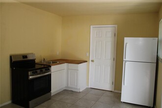 6946 4th Ave N in St. Petersburg, FL - Building Photo - Building Photo