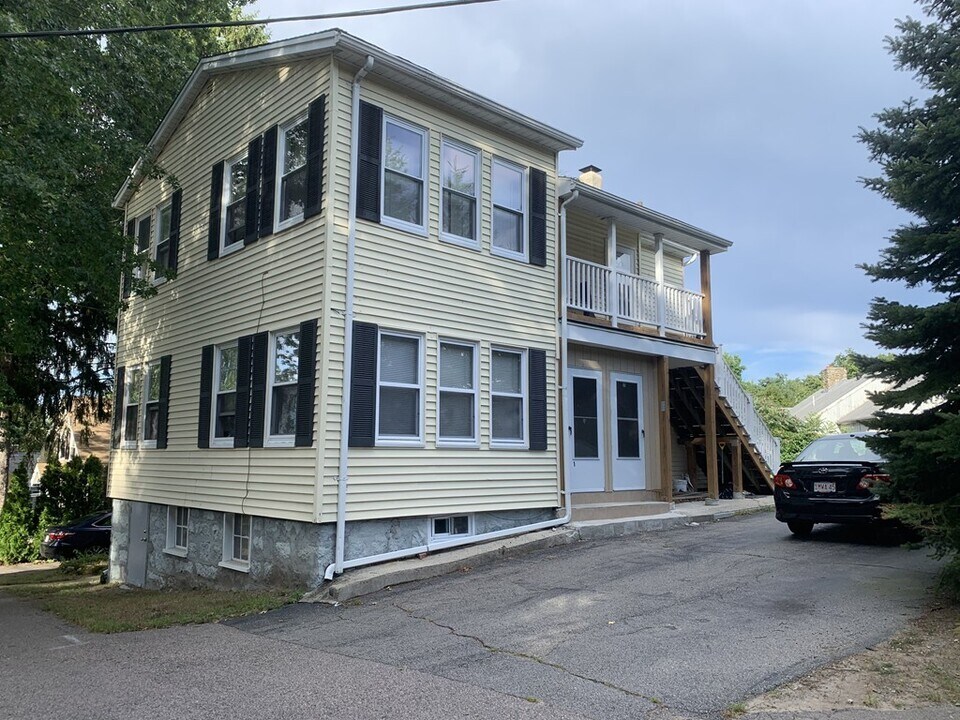 50 Mt Ararat Rd in Quincy, MA - Building Photo