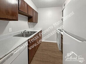 427 Pinchback Rd in Beaumont, TX - Building Photo - Building Photo