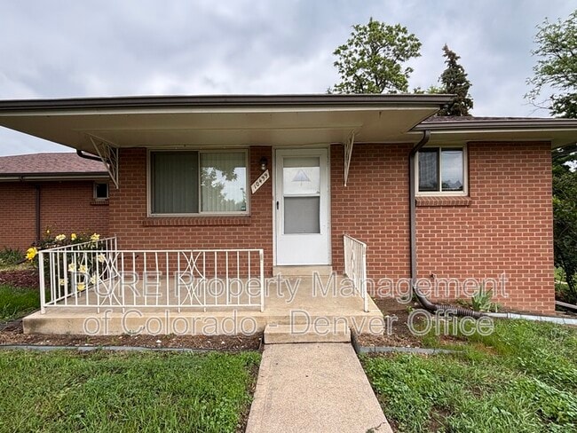 10499 W 25th Ave in Denver, CO - Building Photo - Building Photo