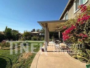 3576 Hume St in West Sacramento, CA - Building Photo - Building Photo