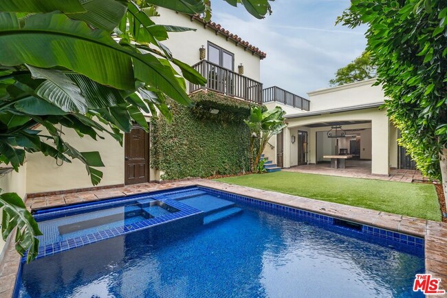 property at 1017 S Gretna Green Way