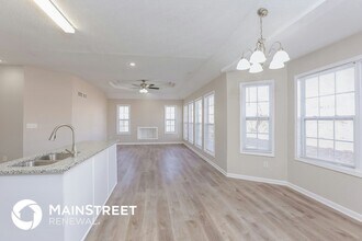 204 W 24th St in Higginsville, MO - Building Photo - Building Photo