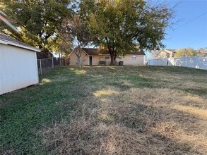 714 N 5th St in Weatherford, OK - Building Photo - Building Photo