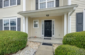 8849 Jenny Lind St in North Charleston, SC - Building Photo - Building Photo