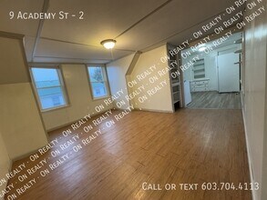 9 Academy St in Tilton, NH - Building Photo - Building Photo