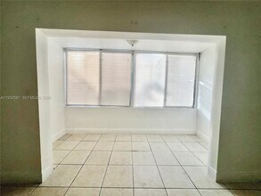 1305 W 46th St in Hialeah, FL - Building Photo - Building Photo