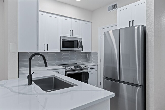 Haven at Midtown in Phoenix, AZ - Foto de edificio - Building Photo