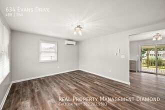 634 Evans Dr in Milford, DE - Building Photo - Building Photo