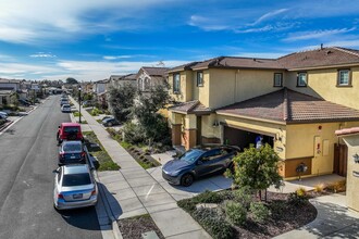 The Vines at Oakley in Oakley, CA - Building Photo - Building Photo