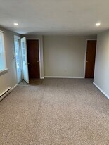 1627 Seven Corner Rd, Unit 1627 in Perkasie, PA - Building Photo