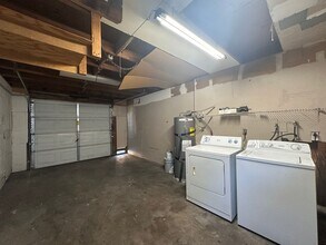 5227 Greene Ln in Las Vegas, NV - Building Photo - Building Photo