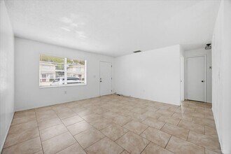 2218 Brandy Pl in Lakeland, FL - Building Photo - Building Photo