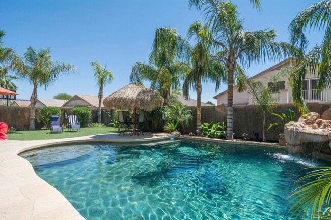 16833 W Bradford Way in Surprise, AZ - Building Photo - Building Photo