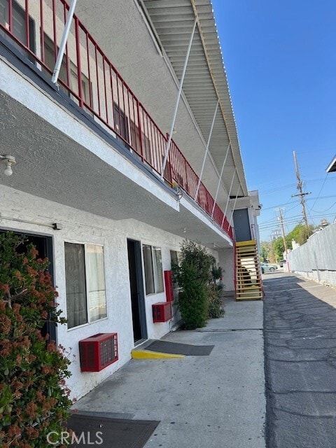 property at 4721 Lincoln Ave