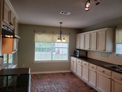 14078 Gladys St in Gulfport, MS - Building Photo - Building Photo