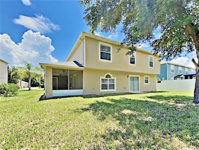 property at 2412 Palmetto Ridge Cir
