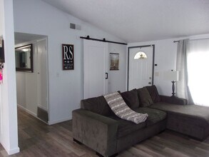 308 E Lemon Ave in Lompoc, CA - Building Photo - Building Photo