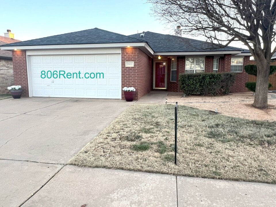 1801 76th St in Lubbock, TX - Building Photo