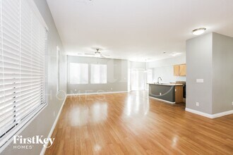 7825 Marksville St in Las Vegas, NV - Foto de edificio - Building Photo