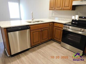 500 Club Villa Court in Kathleen, GA - Building Photo - Building Photo