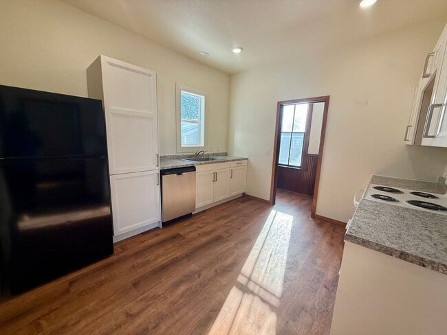 609 E Wausau Ave in Wausau, WI - Building Photo - Building Photo