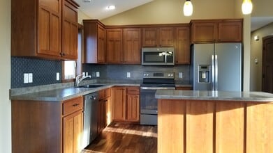 244 Prairie Rd in New Richmond, WI - Building Photo - Building Photo