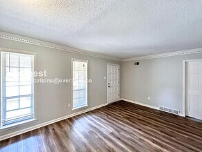 2092 Hornsby Cove in Memphis, TN - Building Photo - Building Photo