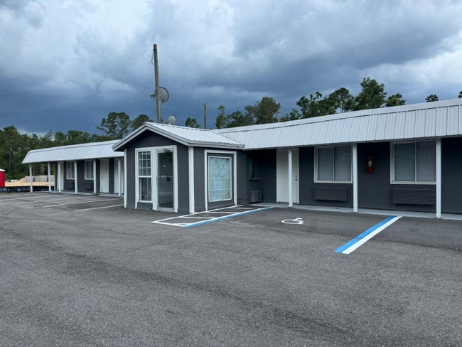 7928 FL-6 in Jasper, FL - Building Photo - Building Photo