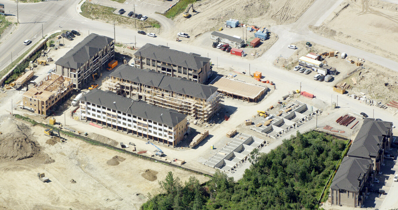 Terra in Barrie, ON - Building Photo