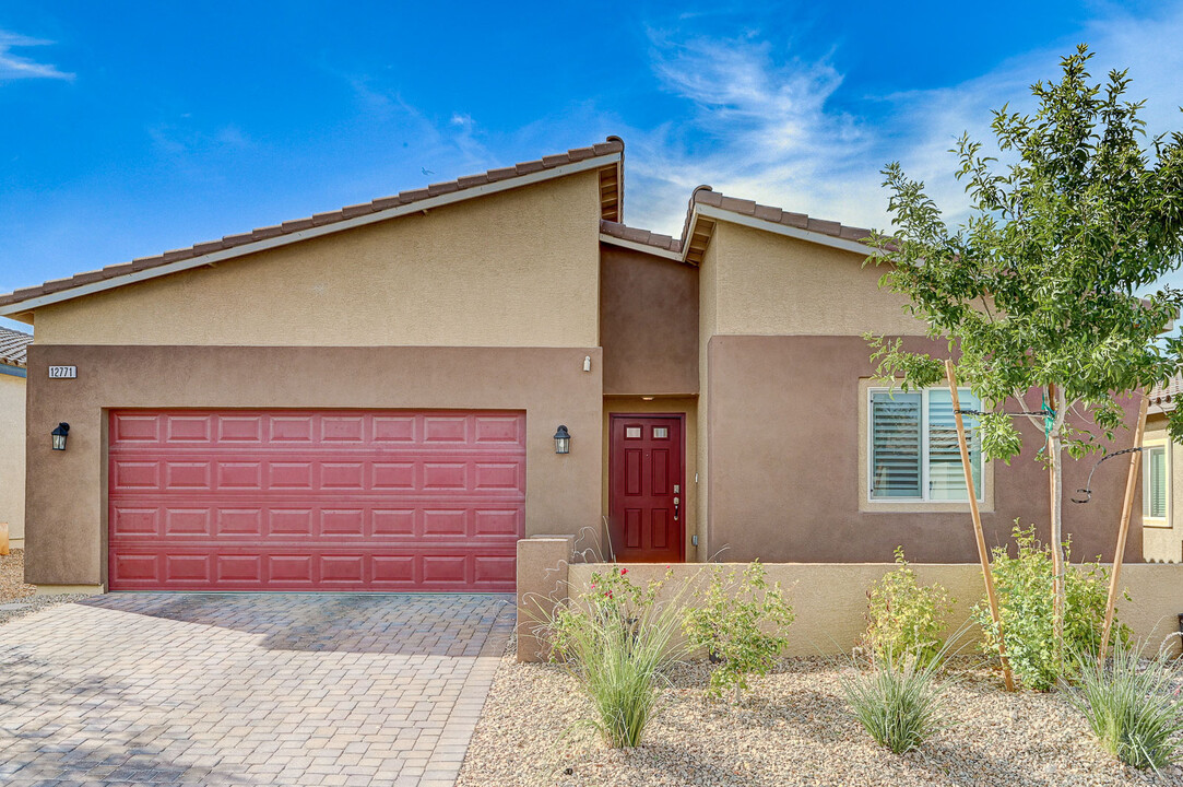 12771 Battista Ln in Henderson, NV - Building Photo